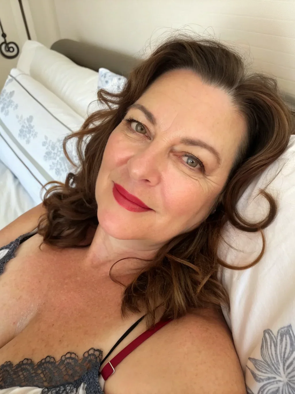 Inès